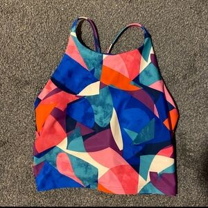 Old Navy athletic top. Size small.